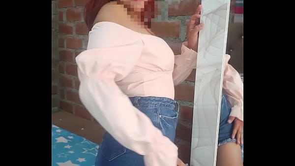 Play MP4 - pierdete en el placer de una hermosa latina en este video show caliente