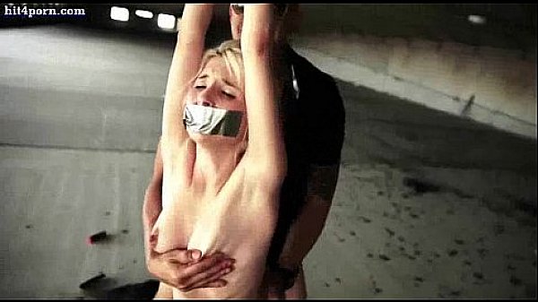 Nonton Naughty Driver Fucking And Licking Teen Babes thumbnail