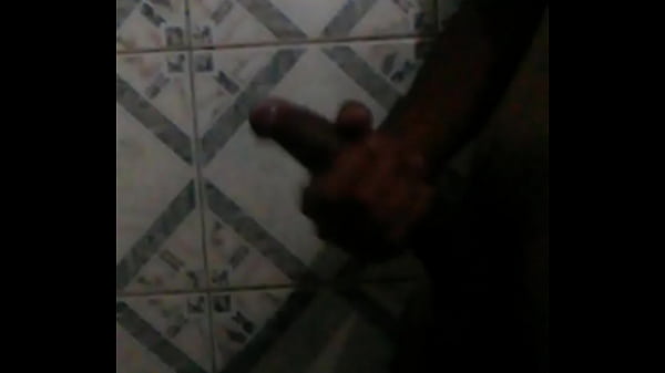 Punheta E Gozada Antes Do Banho thumbnail