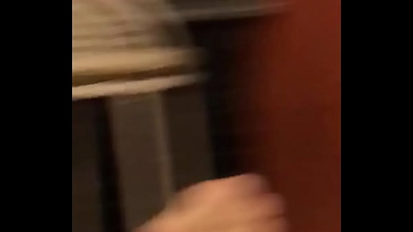 Gata adora chupa uma rola