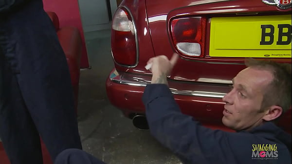 Play MP4 - Three lovely skinny milf lesbians fucking hard with big cock