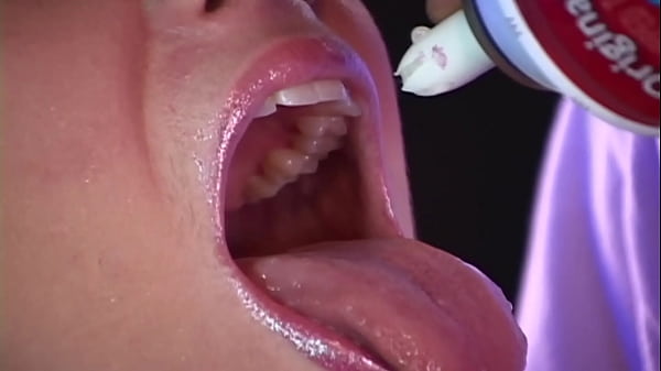 Nonton Pussy Whipped - Introduction thumbnail