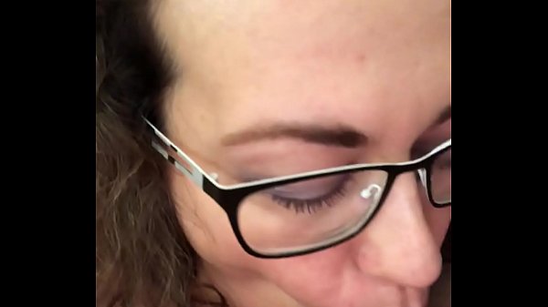 Play MP4 - Sexwife Karolina - I need to suck husband dick before work