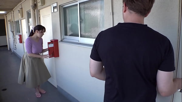 3aanfvg　他人の視線を全く気にしないムッチムチ薄着巨乳！視線に気付いた巨乳美人の卑猥なお誘い&hellip;隣人のエロ過ぎる谷間に勃起発情！【パート1】