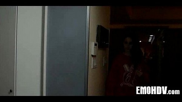 Nonton Emo Slut With Tattoos 1051 thumbnail