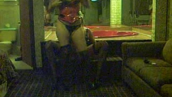 crossdresser jerking off 