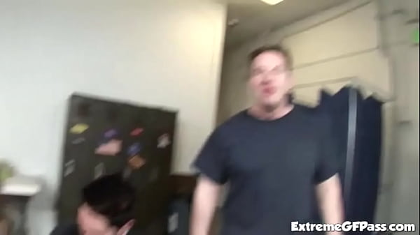 Play MP4 - Cock sucking blonde Natalia Rossi licked out and teased