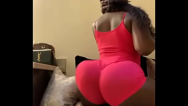 Rabuda Gostosa Dan&ccedil;ando Big Ass Fat Dance Clipe Clapping thumbnail