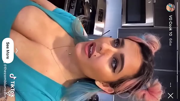 Twitch thot natalie casanova massive boobs in a blue shirt 