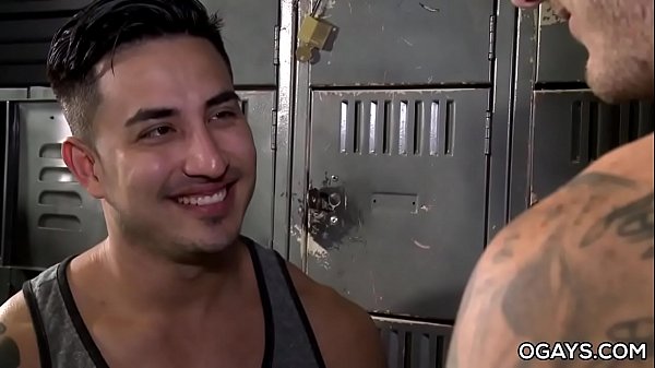 Big cocked studs Hunter and Christian make out 