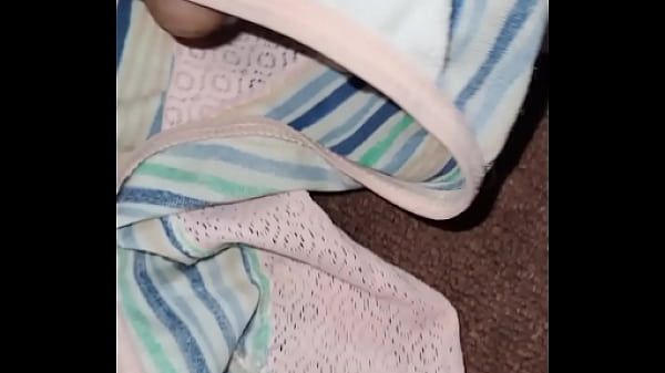 Smelling & Nasty Panties thumbnail
