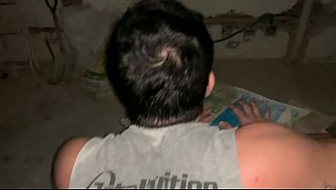 LEVANDO PICA SEM CAMISINHA NA OBRA
