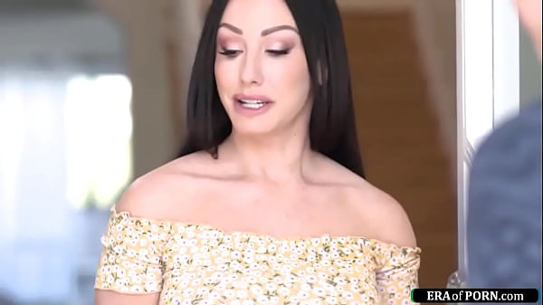 hot_big boobs brunette pregnant milffucked_by neighbor