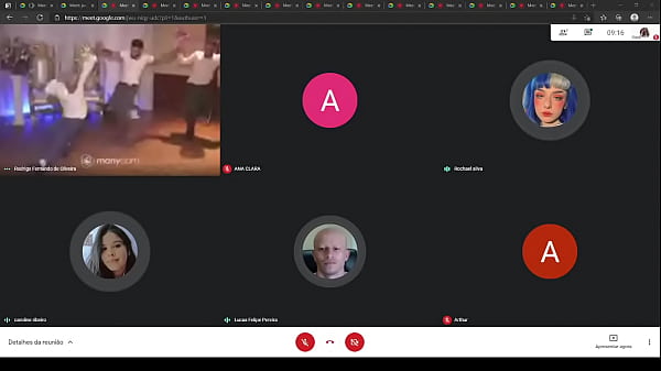 Nonton Comendo Aula No Shopping thumbnail