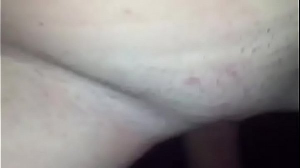 Casal transando e terminando dentro