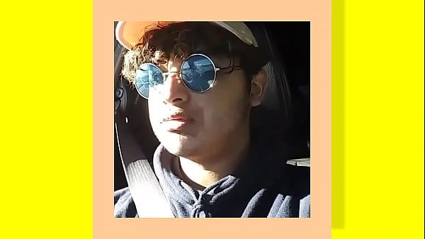 cute 19y/o fools around a little 