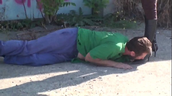 Play MP4 - Femdom Ladies order slaves to lick their boots