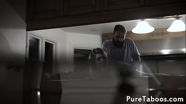 Gorgeous bigtits teen fucked by her_stepdad