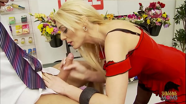 Play MP4 - Sucking fucking swallowing Stacey Saran loves to have it all at the office while her boss fucks her