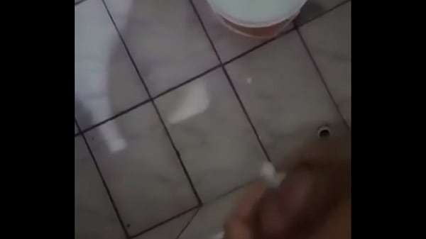 Segunda punheta do motorista 