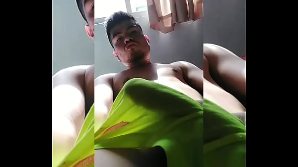 Play MP4 - CHACAL VERG&Oacute;N MEXICANO SE SACA LA VERGA Y SE DA PLACER COMO MACHO HASTA SACIARSE Y SACAR TODA SU LECHOTA
