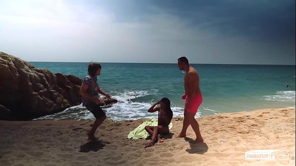 VIP SEX VAULT -Portuguese_babe Noe Milk in beach seduction and_sex tutorial