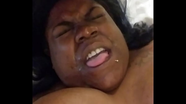 Play MP4 - I love when he cum on my face