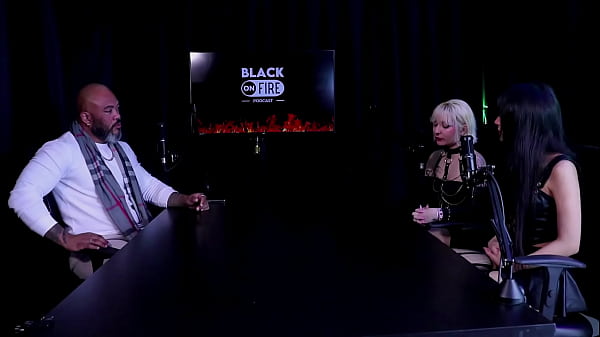 Gosta De Hentai, Tem O Mel Da Buceta, Se Encontrou Nessa Profiss&atilde;o, E J&aacute; Pensou Em Fazer Atendimento - Nath Wolowski & Waifus Juice (watch On: Sheer/red) thumbnail