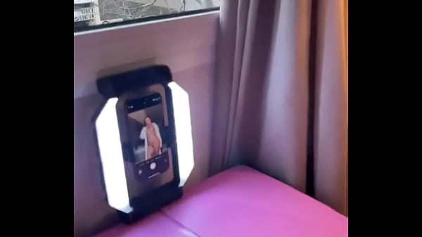 Amazing lolabratzx in my hotel room ️ do you know what we did after? 