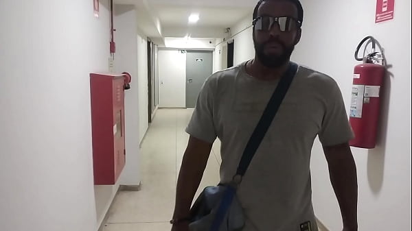 Deixei o carioca me comer no p&ecirc;lo