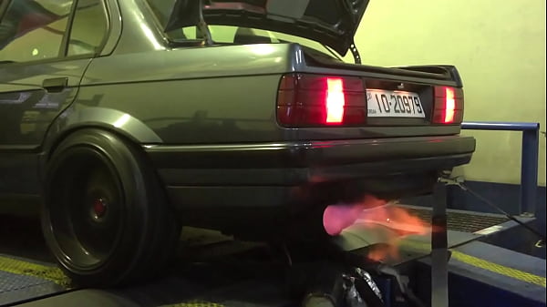 BMW E30 Dyno pull 