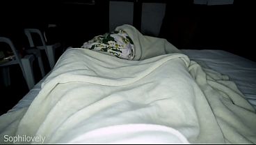 Nonton Skinny Woman With A Big Butt Enters The Room In A Dress And Gets Fucked. Homemade Porn thumbnail