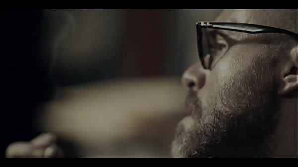 Play MP4 - Celebrities Riding Part 2