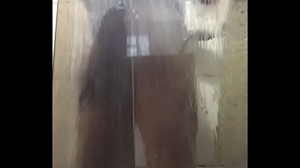 No banho e na punheta 2