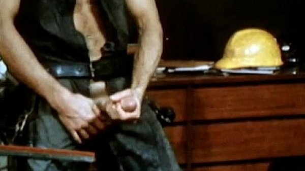 Roger Fucks Jack Wrangler in Vintage Gay Porn SEX MAGIC (1977) 