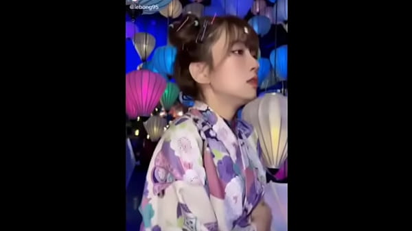 Lebong r&ecirc;n rỉ 