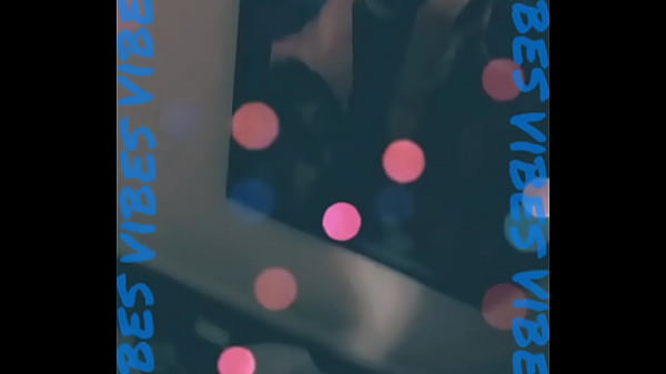 Nonton Izzy Loves To Tease A Little thumbnail