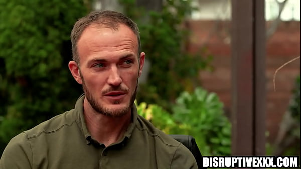 Play MP4 - Ex-con barebacks friend's step brother