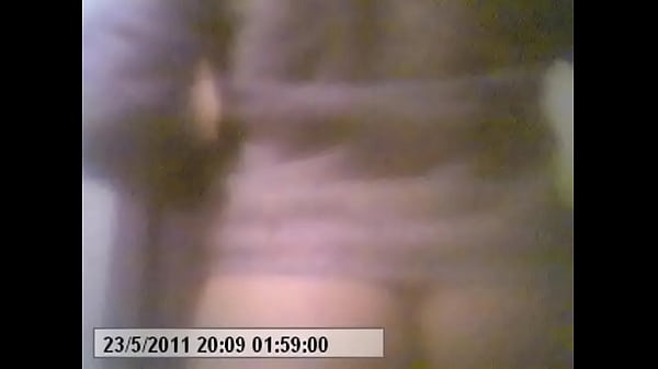 Play MP4 - esposa-puta-descubierta-con-su-amante-por-camara-escondida-por-mi-&lpar;el-cornudo&rpar;