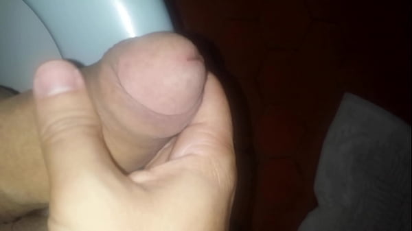 Play MP4 - Querendo algu&eacute;m para se divertir com ele