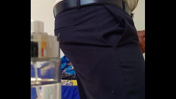 Play MP4 - Masturbation with suit