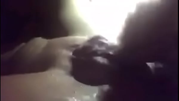 Play MP4 - Beautiful smoking hot wife loves anal