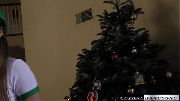 Play MP4 - Teen Avery Negotiates A Nookie Full Of Cream