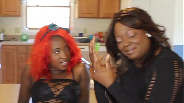 HD SuperHot Lesbian pusssy licking in_the kitchen withLisa Rivera andCassidyCash