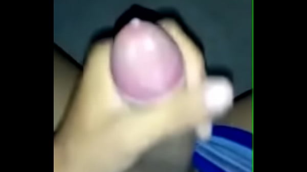 Play MP4 - Una paja para matar las ganas