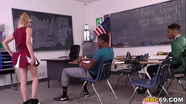 Play MP4 - Cheerleader Teen Hannah Hays Wants Big Black Cock