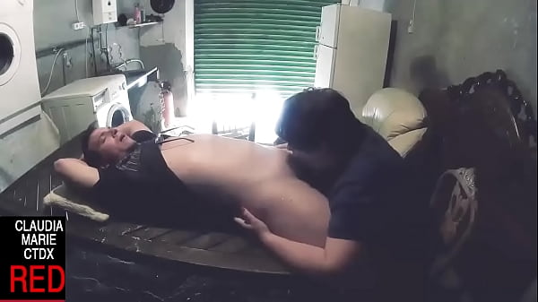 Gran Mamada De La Ballena Que Le Come El Culo A Su Pareja thumbnail