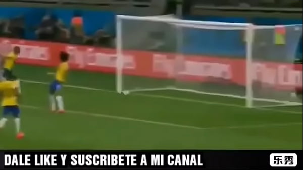 Aleman le da duro a una chica 