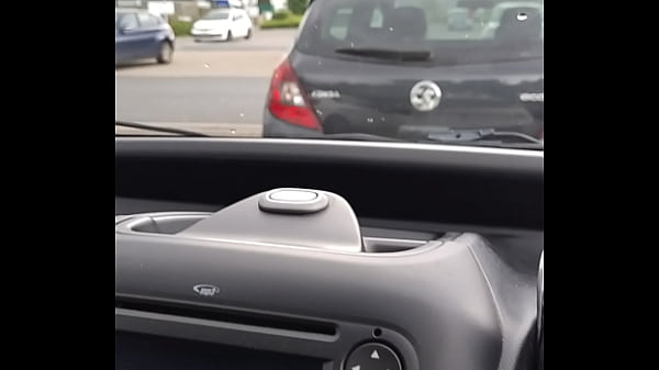 Nonton A Quick Rub In Carpark thumbnail