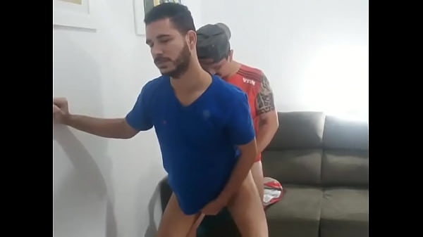 Play MP4 - Fodendo A Bunda Do Passivo que tem rabo guloso&period;